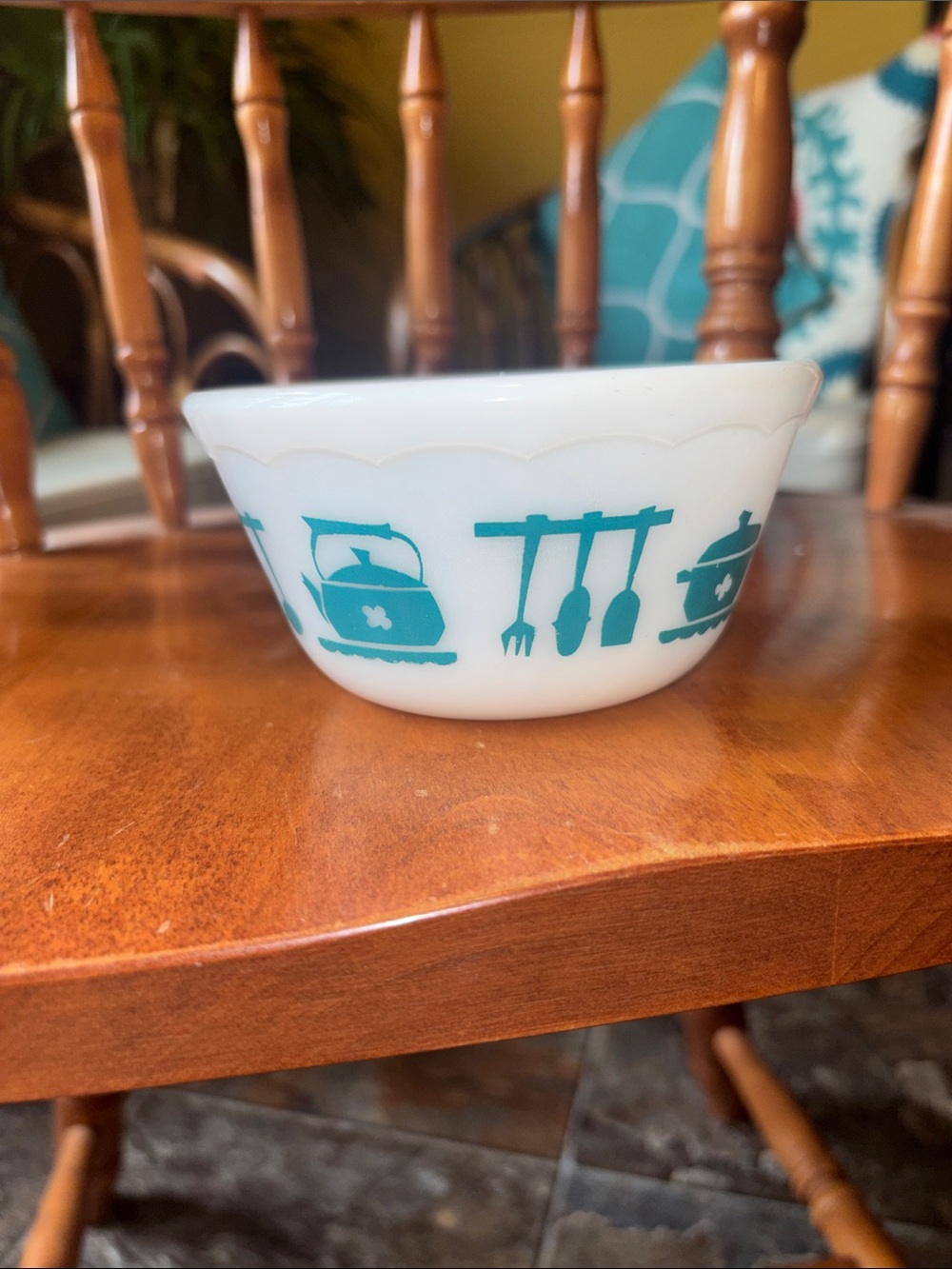 1950’s hazel atlas bowl